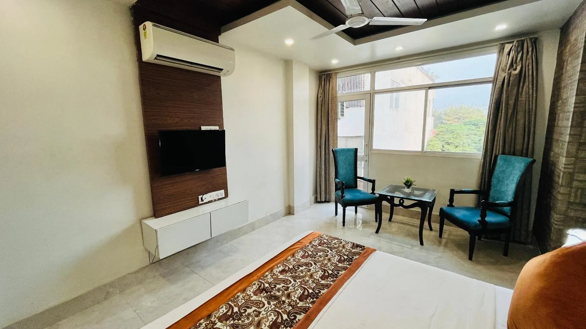 Hotel Dayal Regency, Shushant Lok Sector 29, Near Fortis Hospital Gurgaon