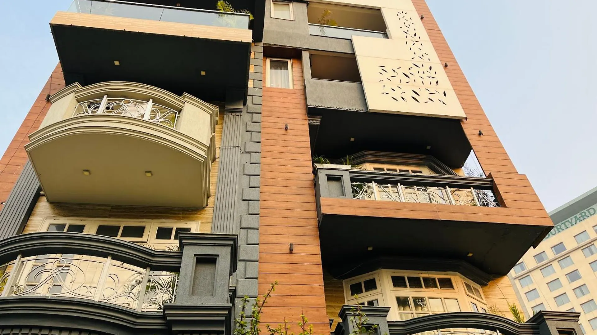 Hotel Dayal Regency, Shushant Lok Sector 29, Near Fortis Hospital Gurgaon 3*,  India