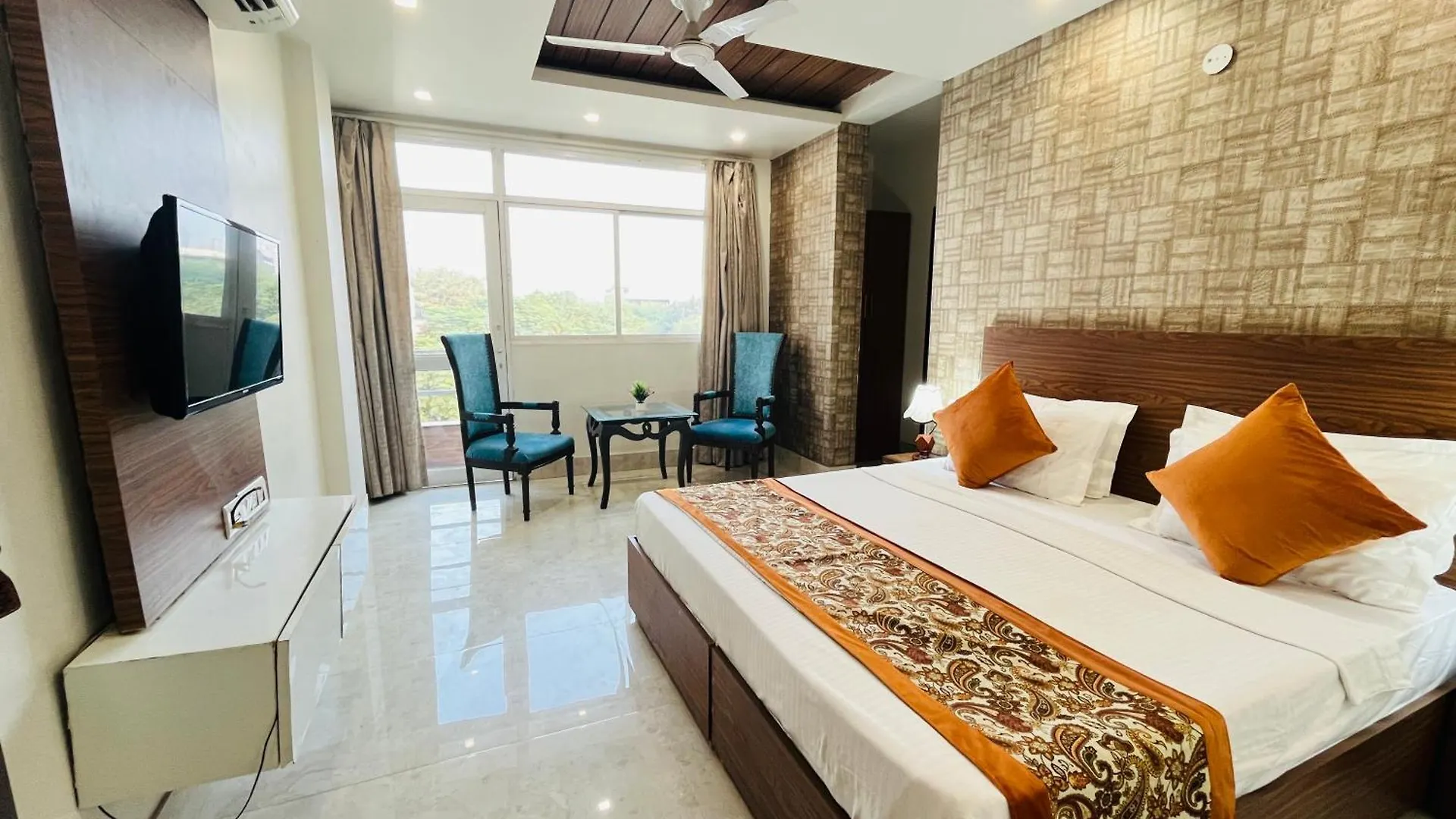 ***  Hotel Dayal Regency, Shushant Lok Sector 29, Near Fortis Hospital Gurgaon India