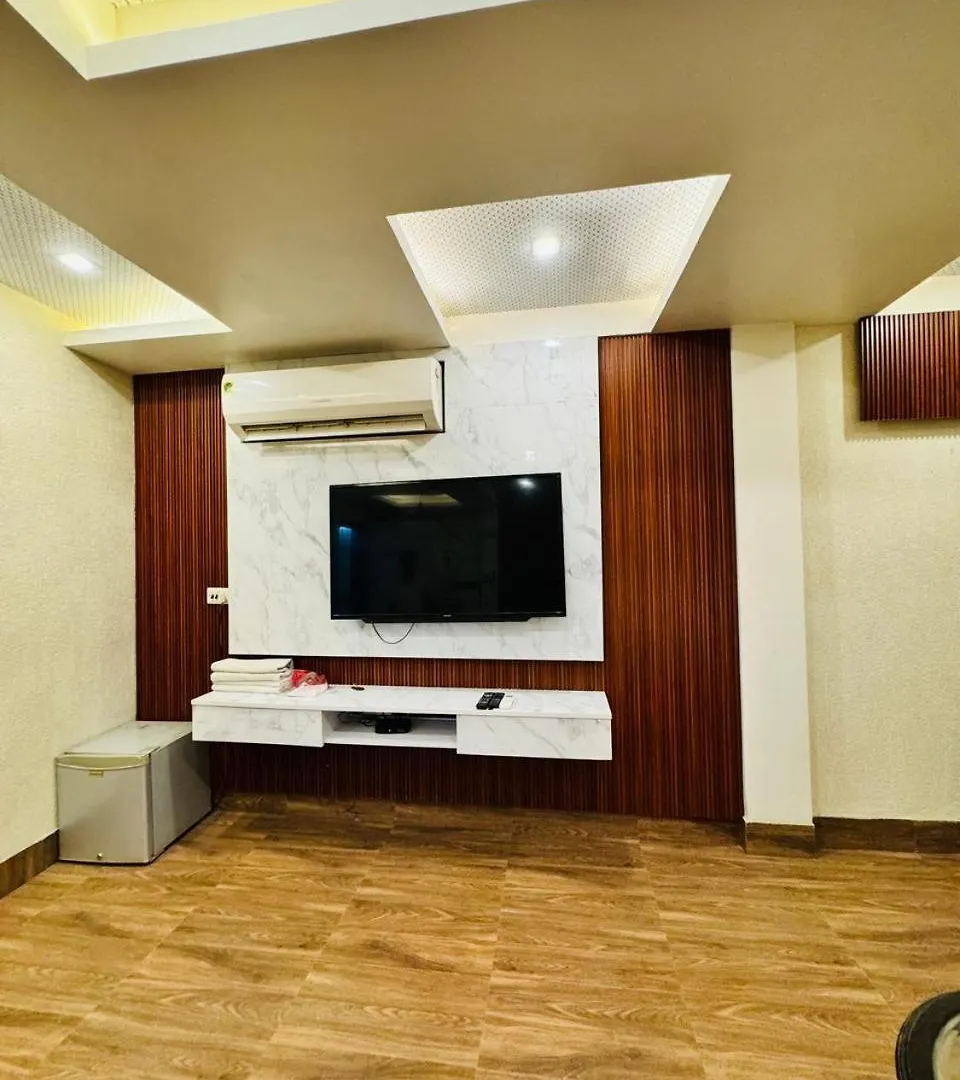 Hotel Dayal Regency, Shushant Lok Sector 29, Near Fortis Hospital Gurgaon 3*,  India